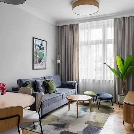 Juicy - Premium Family 200 M From The By Lion Sopot