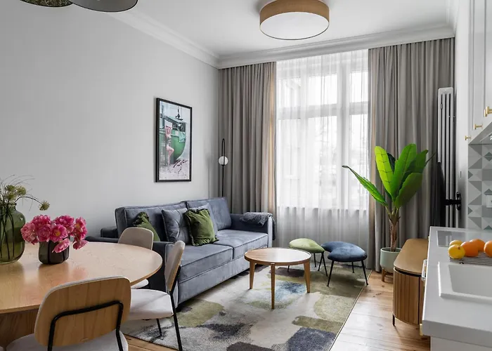 Juicy - Premium Family 200 M From The By Lion 索波特